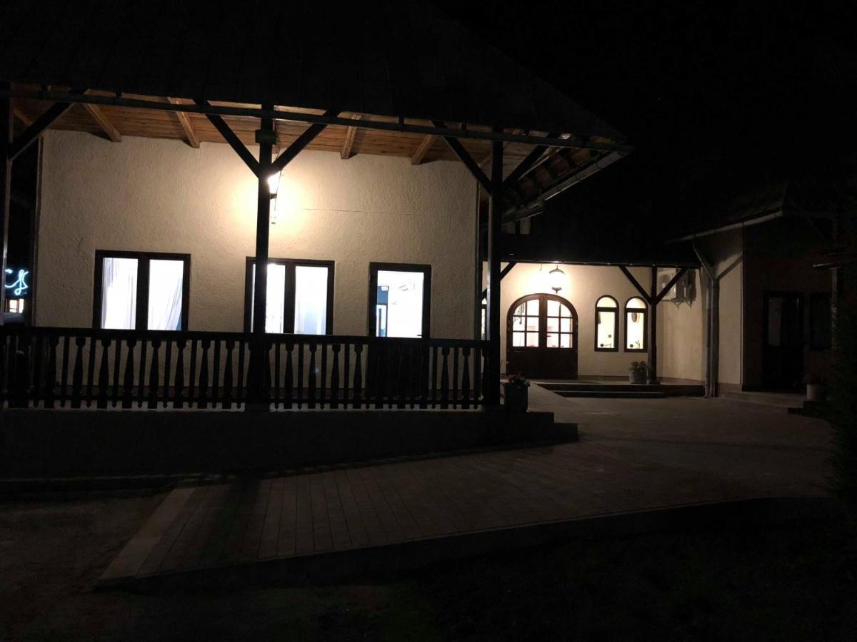 Zajazd Podzamcze Olkusz Εξωτερικό φωτογραφία